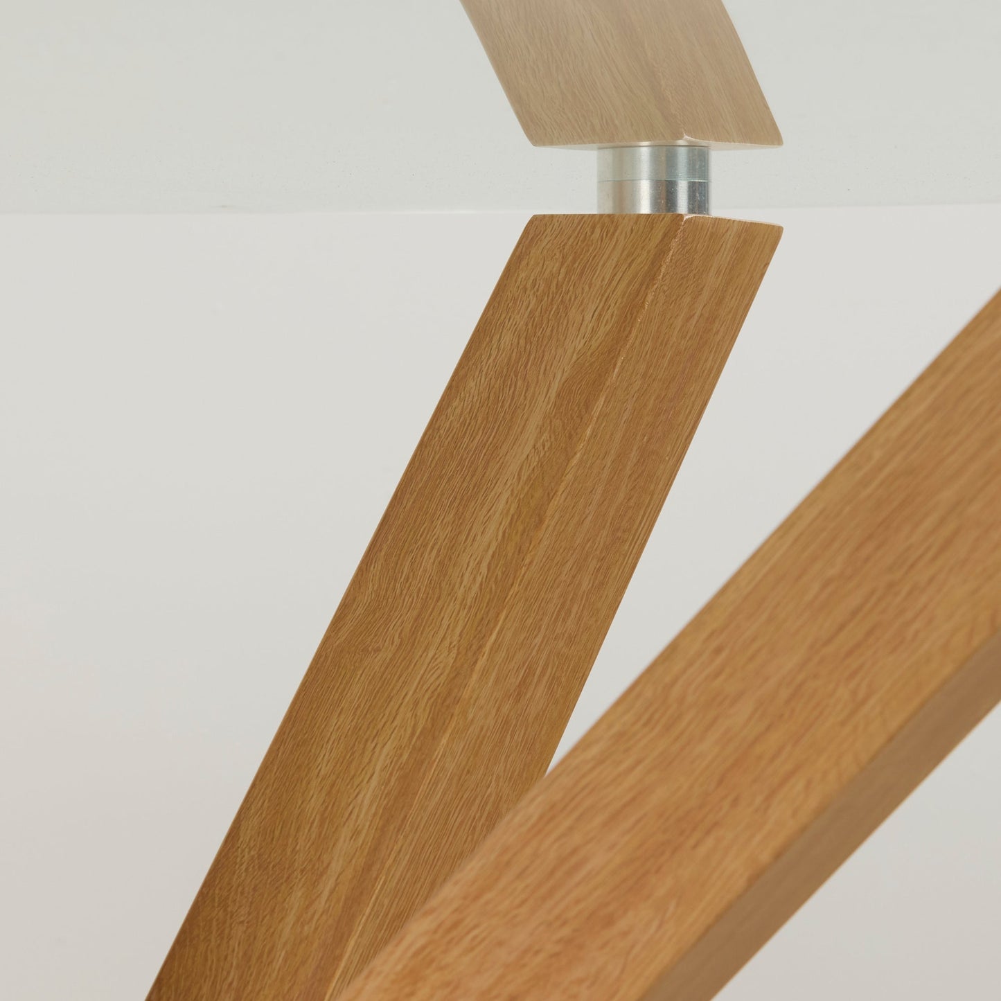 Table de salle à manger ronde Gladstone - Feuille de chêne/Verre