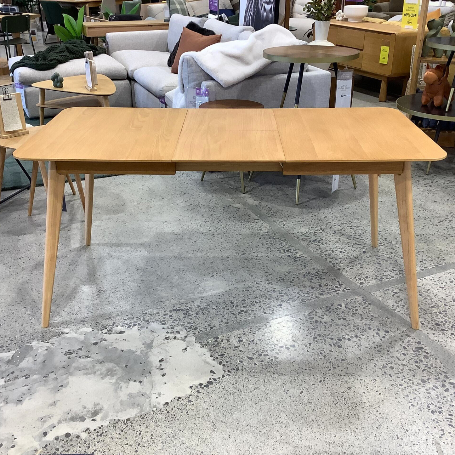 Table de salle à manger Willow V2 - Chêne - Modèle d'exposition