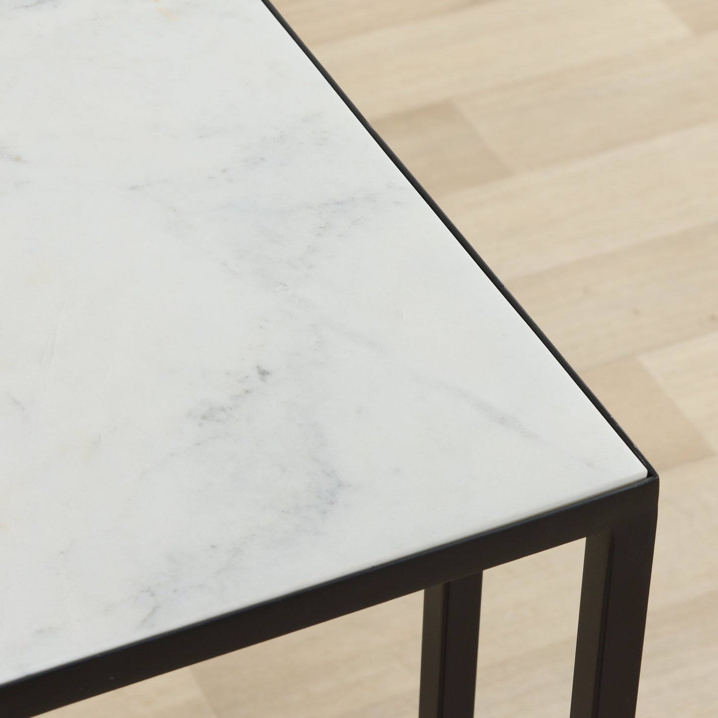 Table d'appoint flottante - Blanche