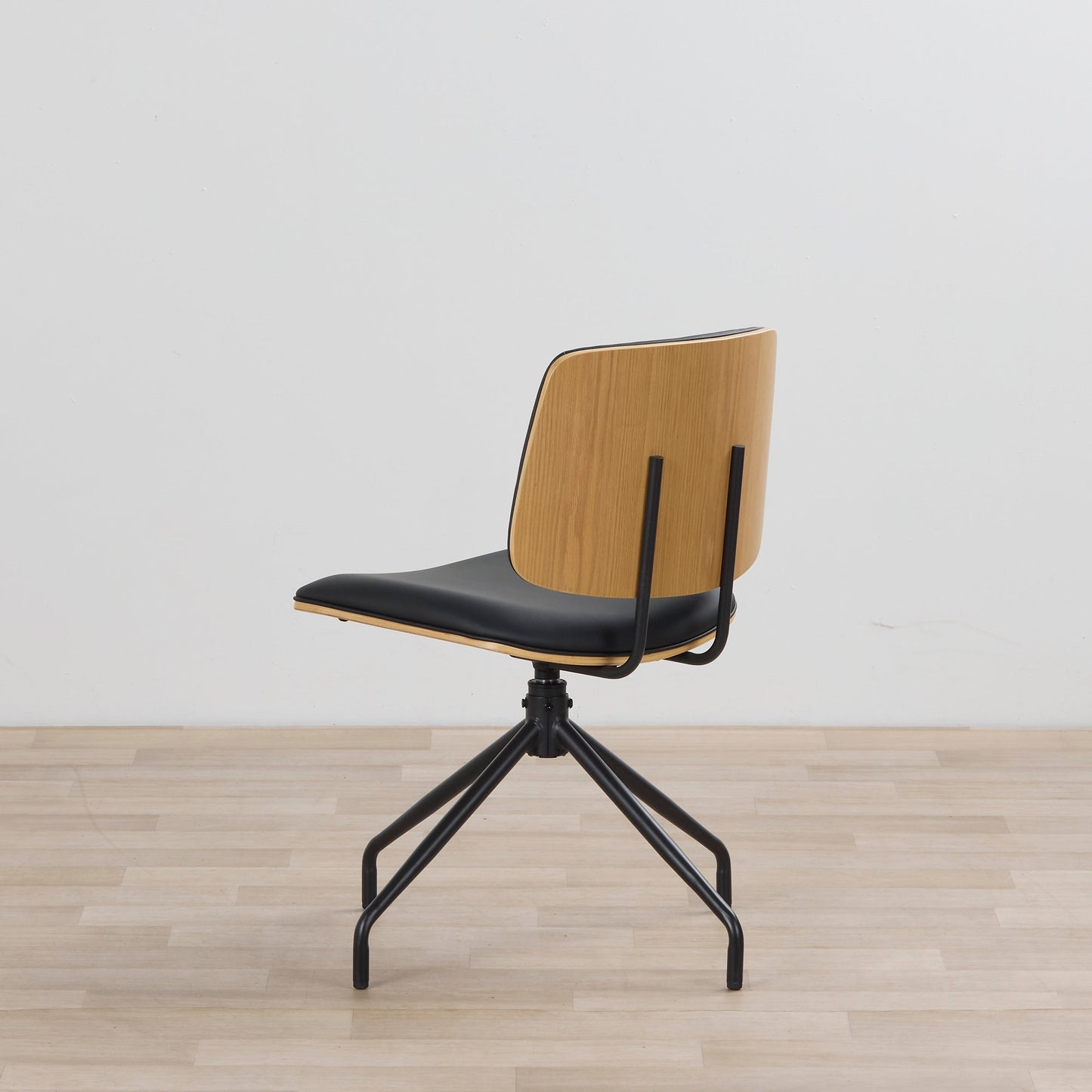 Chaise de salle à manger pivotante Hinton - Noir/Noir