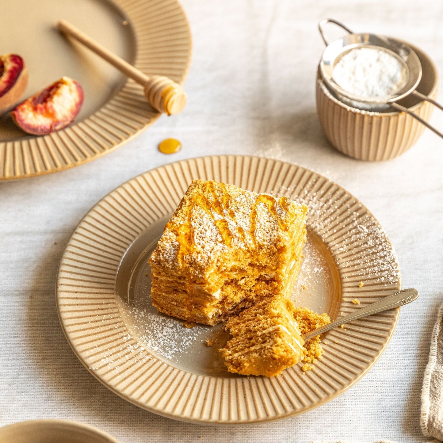 Assiette à découper - Argile