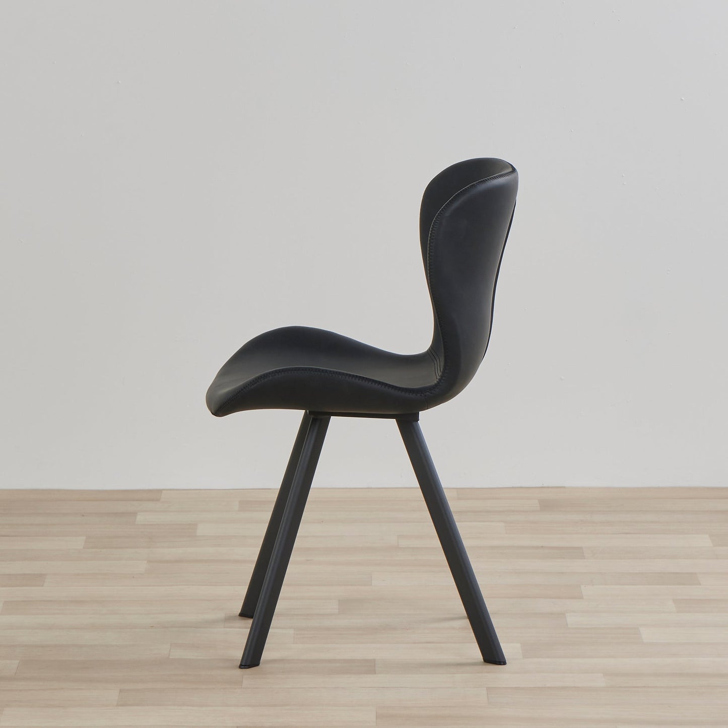Chaise de salle à manger Sala en polyuréthane - Noir/Noir