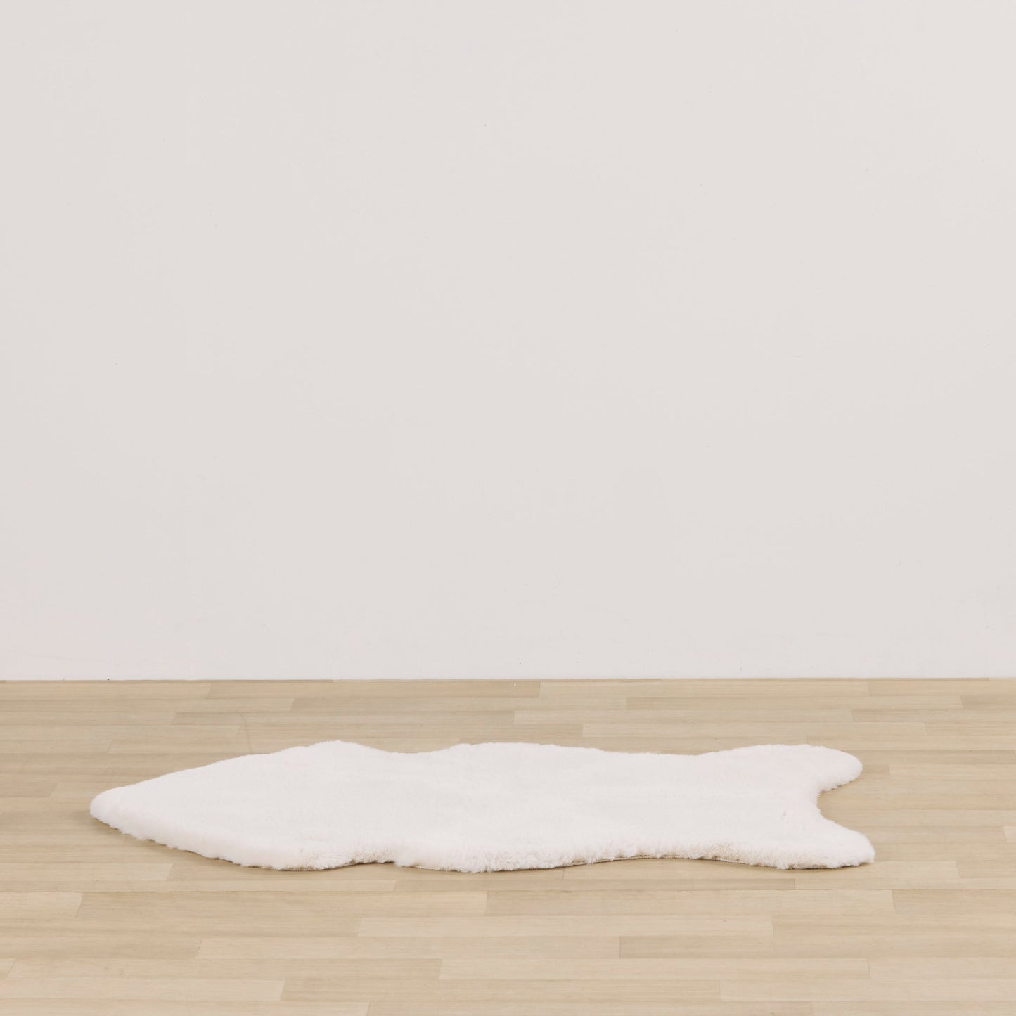 Tapis en fausse fourrure végane Ramsey - Vanille