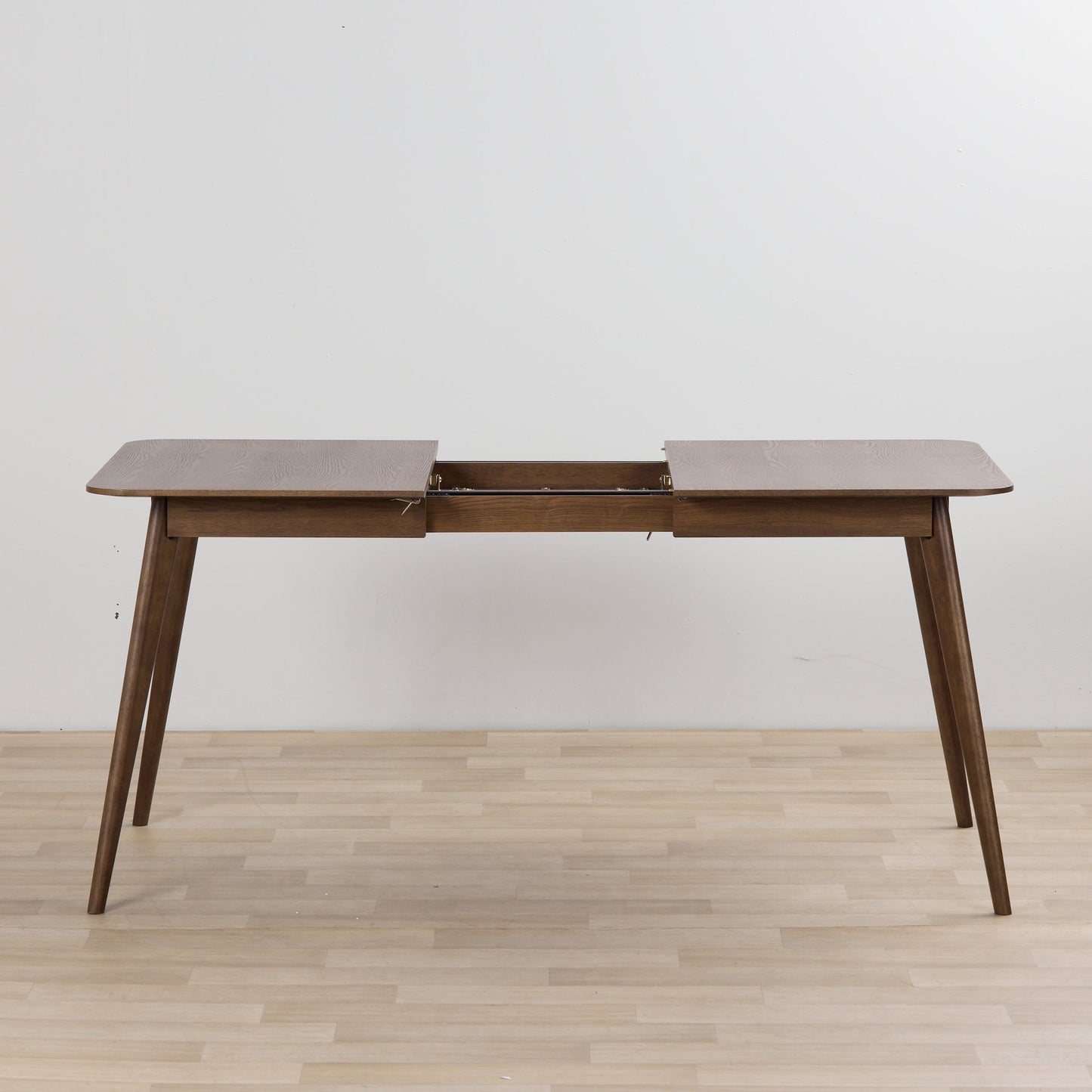 Table de salle à manger en osier - Frêne fumé