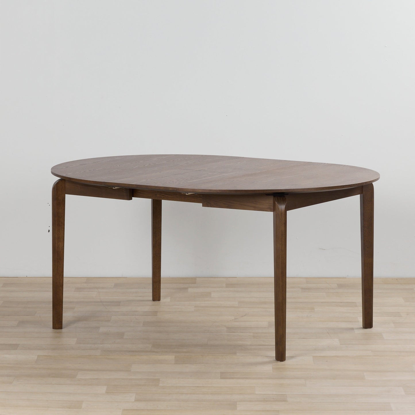 Table de salle à manger ronde Ella - Frêne fumé