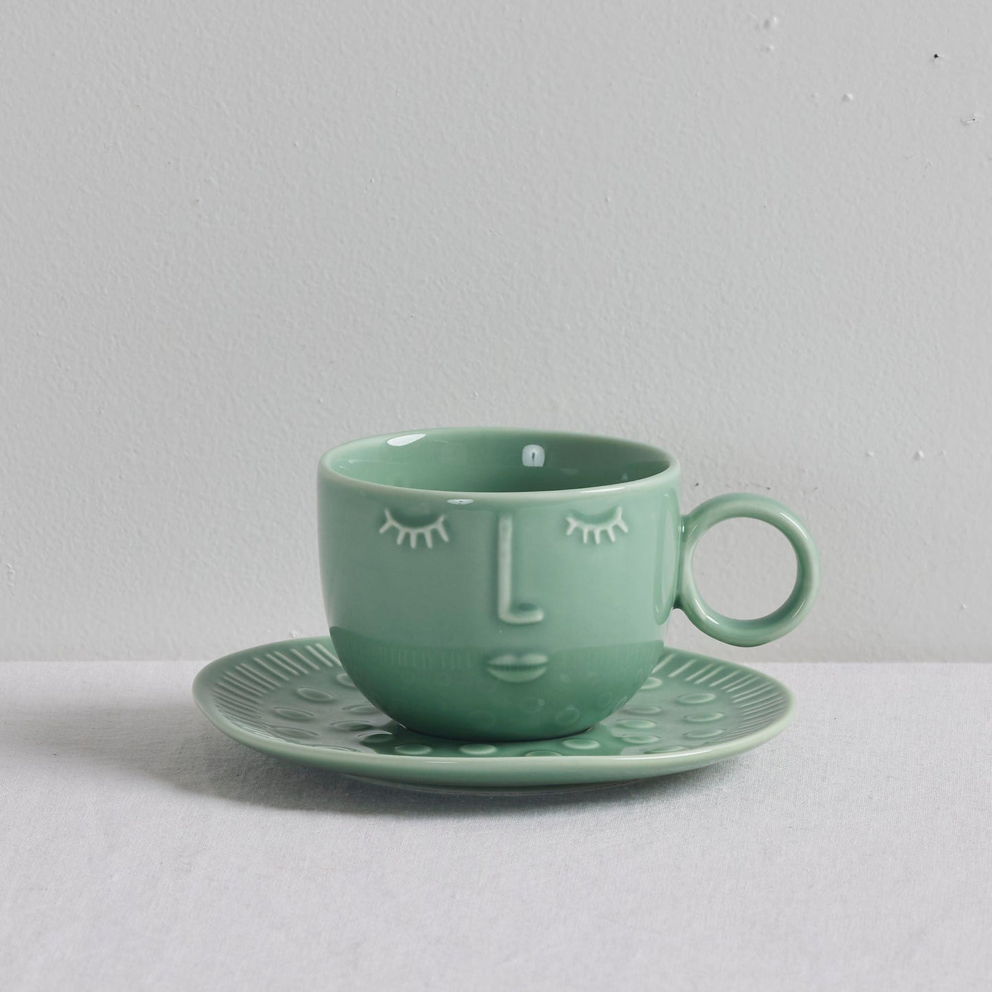 Tasse et soucoupe Faces - Vert tendre