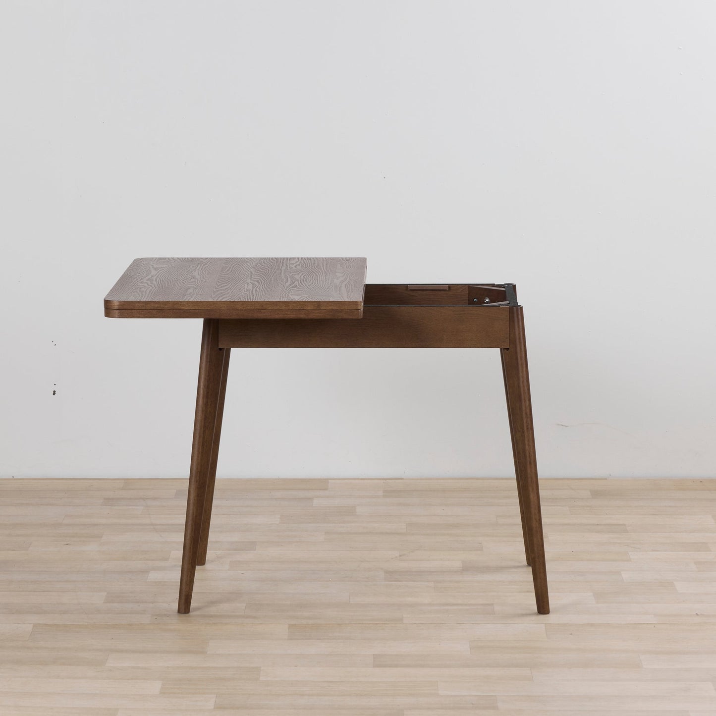 Table de salle à manger pivotante - Frêne fumé