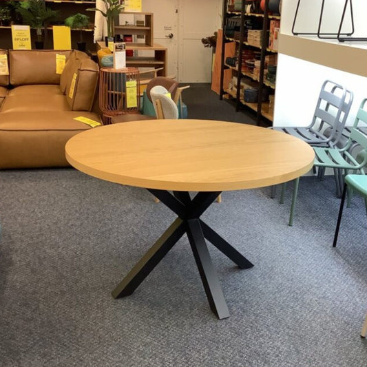 Table de salle à manger ronde Jill - Chêne - Modèle d'exposition