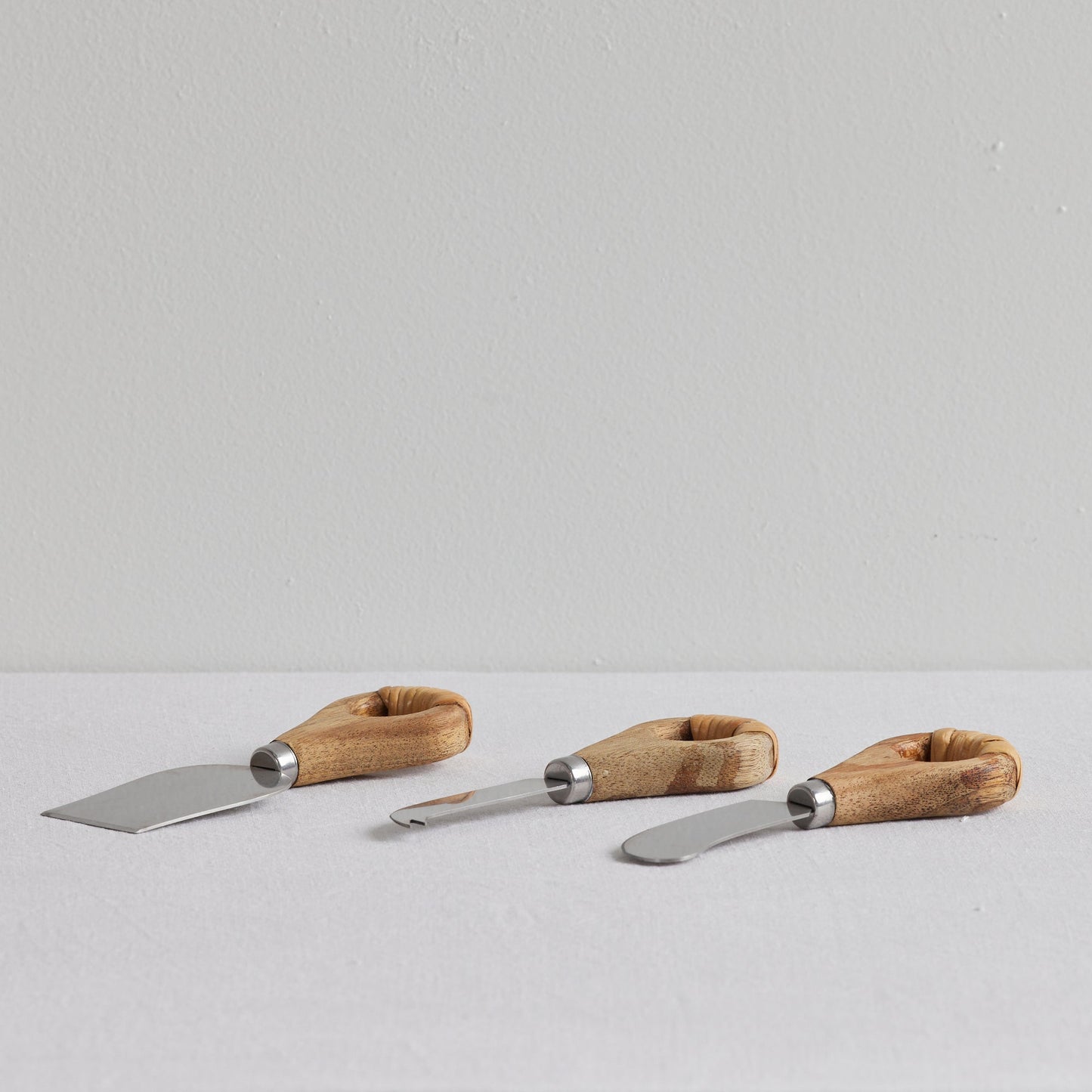 Ensemble de couteaux à fromage reliés - Acacia