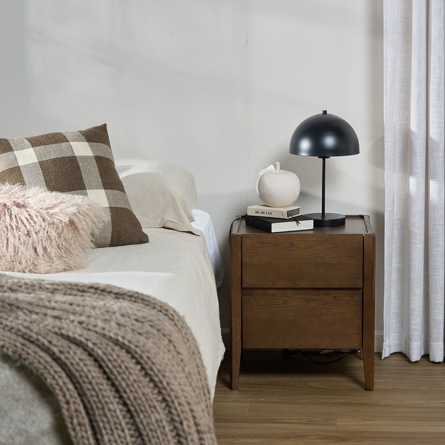 Table de chevet Ella - Frêne fumé