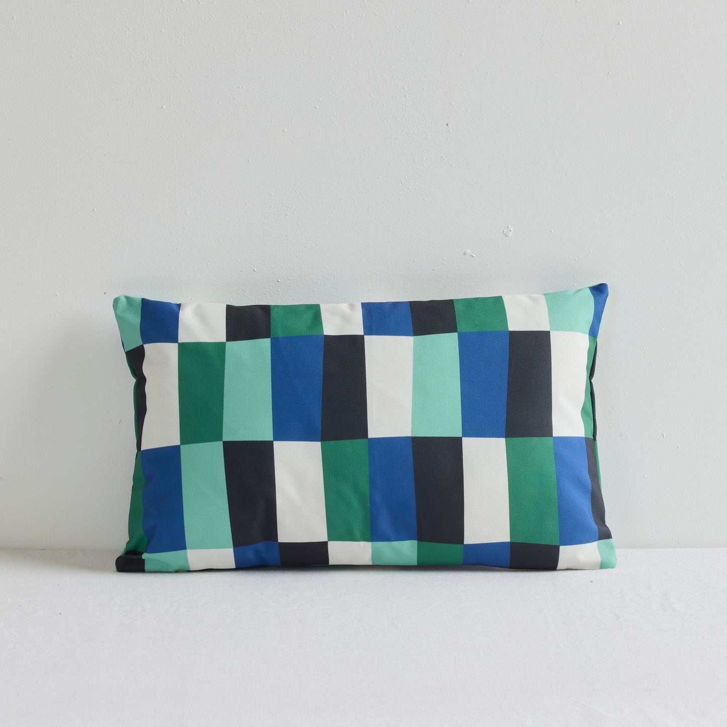 Coussin d'extérieur Stratus - Bleu/Vert - 30 x 50 cm