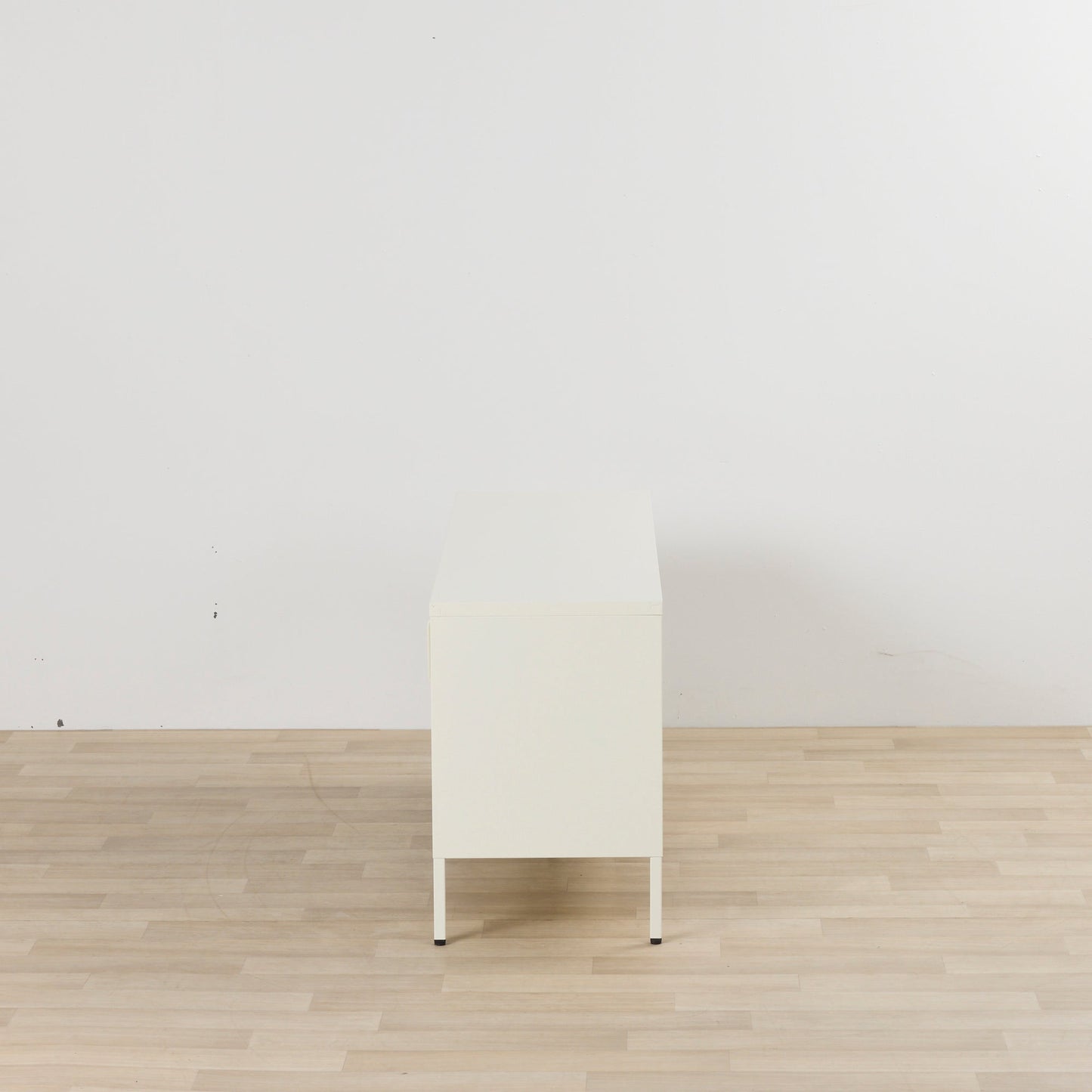 Casier à trois portes Irvine - Lait