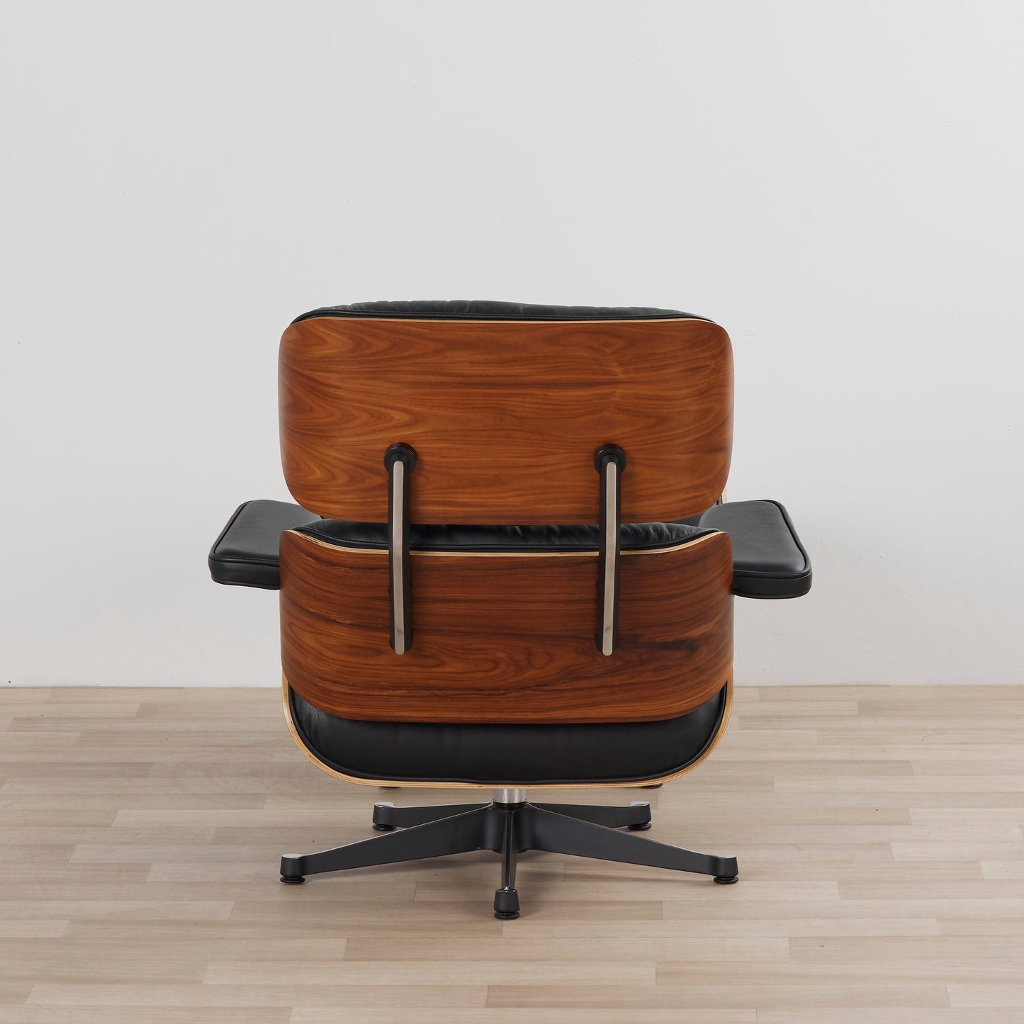 Ensemble fauteuil et repose-pieds Eames (réplique) - Noir