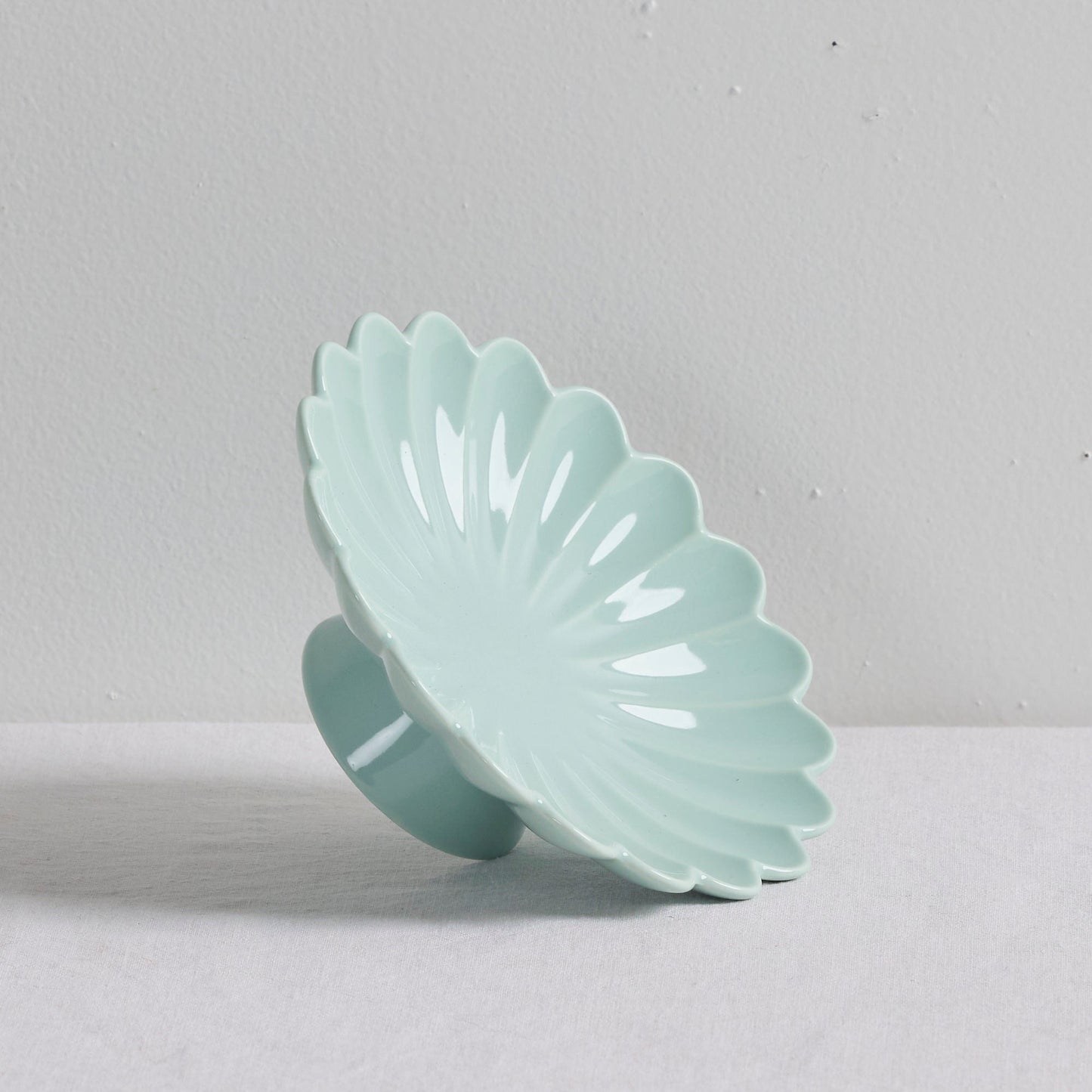 Plat sur pied Aster - Œuf de canard